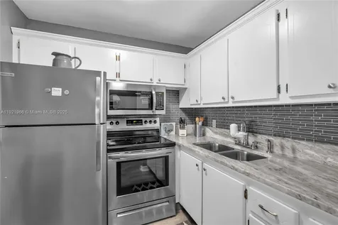 244 Durham F Deerfield Beach FL 33442