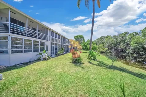 244 Durham F Deerfield Beach FL 33442