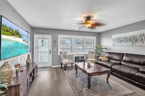 244 Durham F Deerfield Beach FL 33442