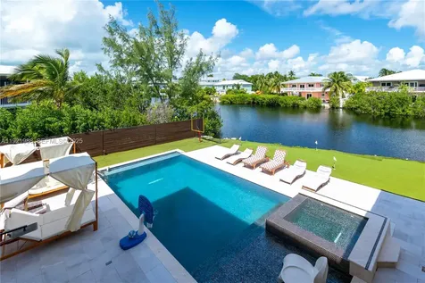 32 N Bounty Lane Key Largo FL 33037