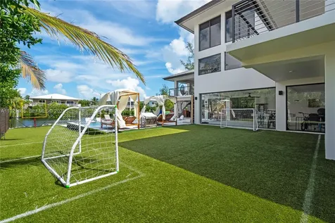 32 N Bounty Lane Key Largo FL 33037