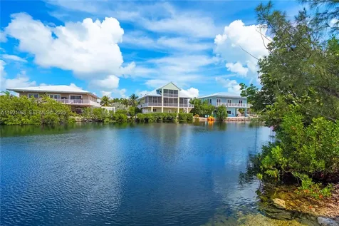 32 N Bounty Lane Key Largo FL 33037