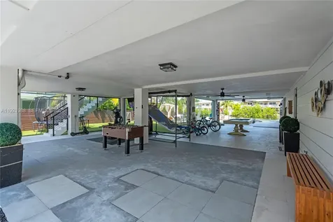 32 N Bounty Lane Key Largo FL 33037