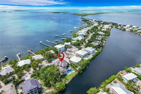 32 N Bounty Lane Key Largo FL 33037