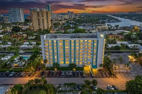 3210 SE 10th Street Pompano Beach FL 33062
