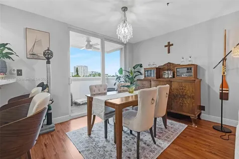 3210 SE 10th Street Pompano Beach FL 33062