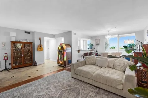 3210 SE 10th Street Pompano Beach FL 33062