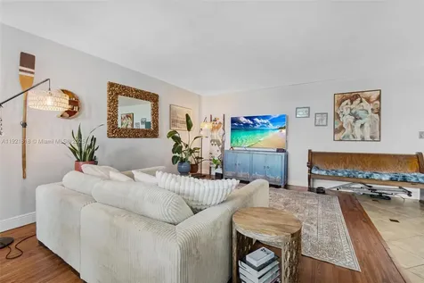 3210 SE 10th Street Pompano Beach FL 33062