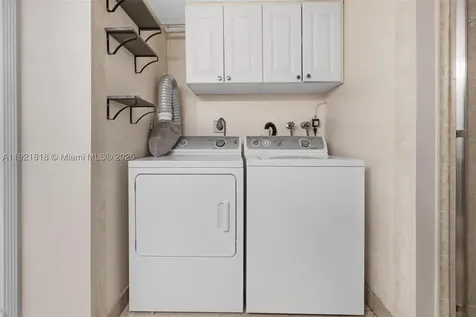 3210 SE 10th Street Pompano Beach FL 33062