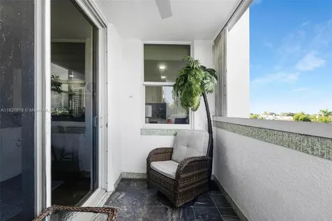3210 SE 10th Street Pompano Beach FL 33062
