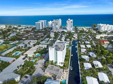 3210 SE 10th Street Pompano Beach FL 33062