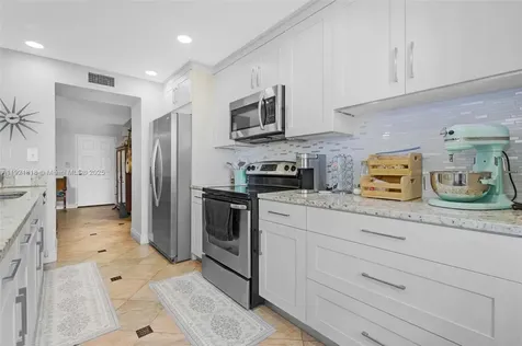 3210 SE 10th Street Pompano Beach FL 33062