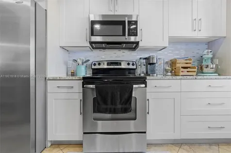 3210 SE 10th Street Pompano Beach FL 33062