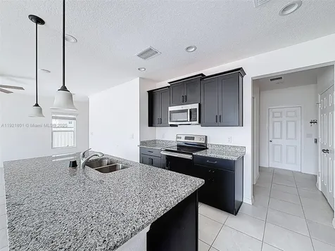 857 Scrub Oak Hammock Road Davenport FL 33837
