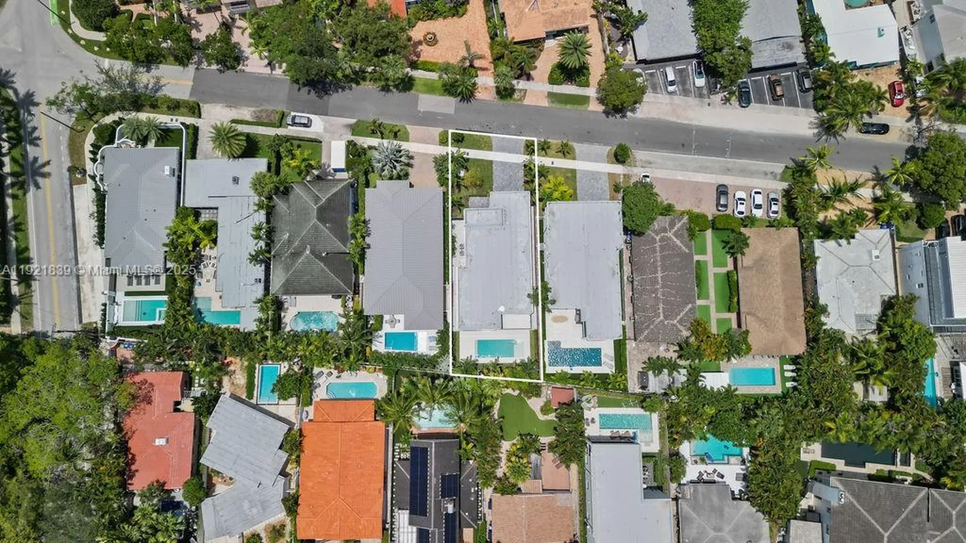 618 NE 17th Way Fort Lauderdale FL 33304