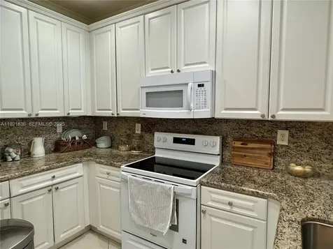 3121 SE 2nd Drive Homestead FL 33033