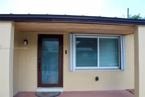 1715 N 59th Avenue Hollywood FL 33021