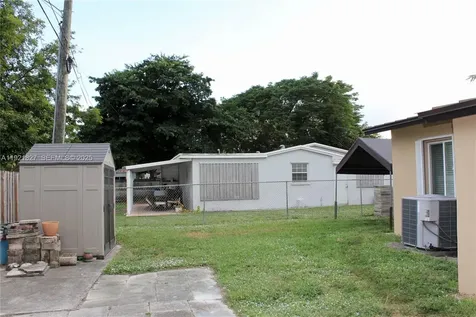 1715 N 59th Avenue Hollywood FL 33021