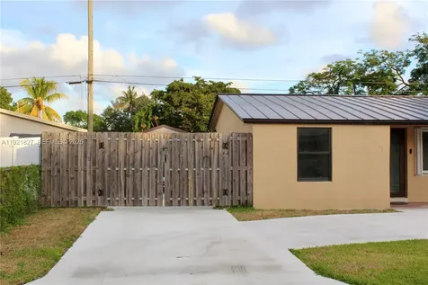 1715 N 59th Avenue Hollywood FL 33021