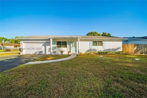 7831 NW 46th Court Lauderhill FL 33351