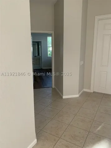 2518 Bay Pointe Court Weston FL 33327