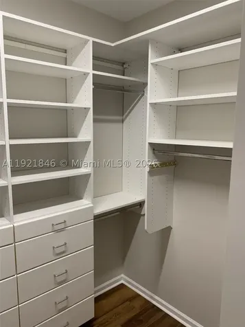 2518 Bay Pointe Court Weston FL 33327
