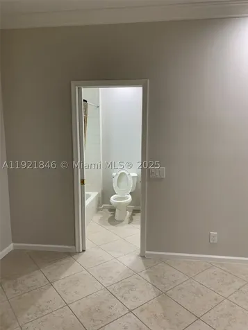 2518 Bay Pointe Court Weston FL 33327