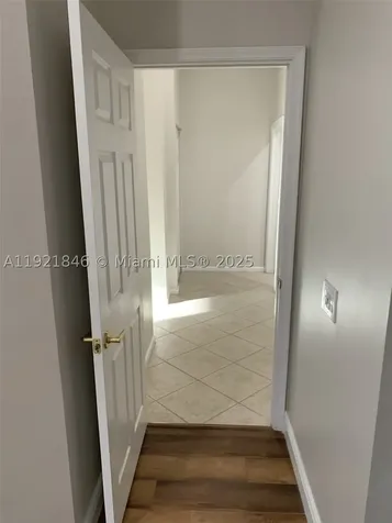 2518 Bay Pointe Court Weston FL 33327