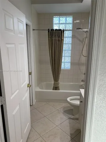 2518 Bay Pointe Court Weston FL 33327