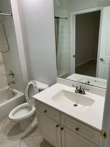 2518 Bay Pointe Court Weston FL 33327