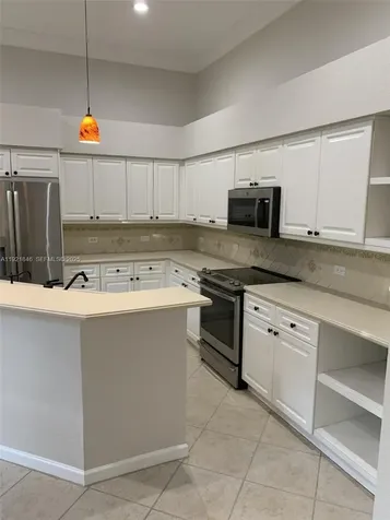 2518 Bay Pointe Court Weston FL 33327