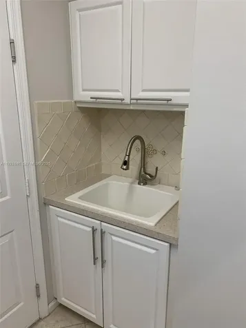 2518 Bay Pointe Court Weston FL 33327