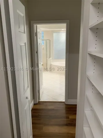 2518 Bay Pointe Court Weston FL 33327