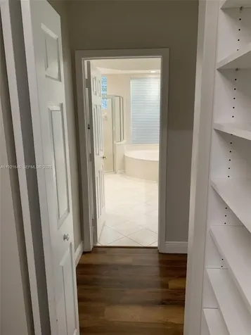 2518 Bay Pointe Court Weston FL 33327