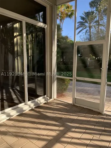 2518 Bay Pointe Court Weston FL 33327