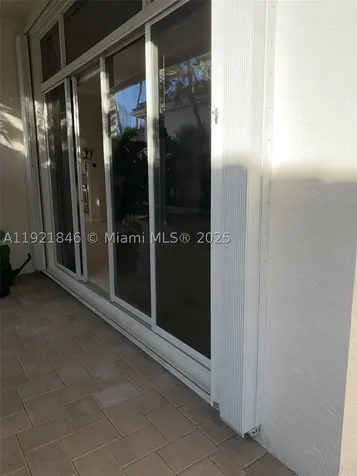 2518 Bay Pointe Court Weston FL 33327