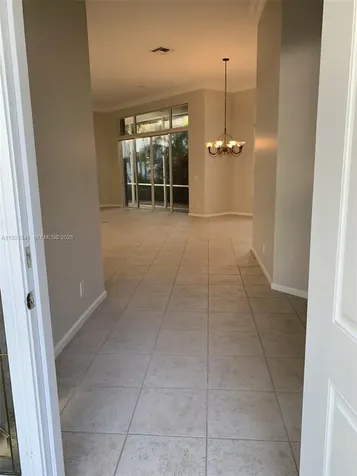 2518 Bay Pointe Court Weston FL 33327