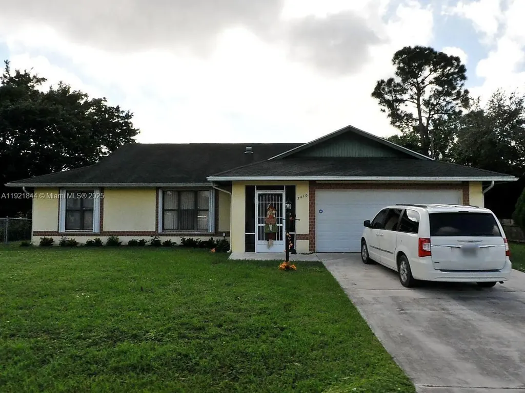 2410 SE Renick Avenue Port St. Lucie FL 34952
