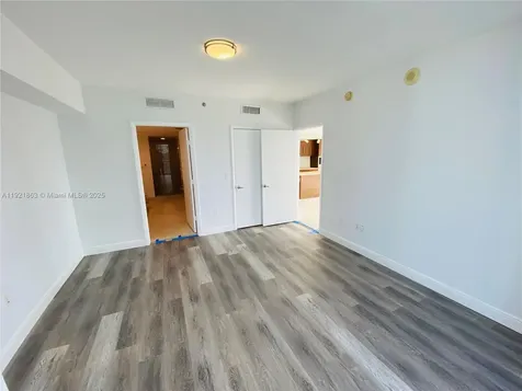 475 Brickell Avenue Miami FL 33131