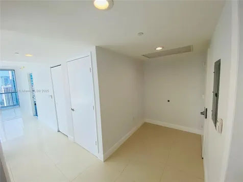 475 Brickell Avenue Miami FL 33131