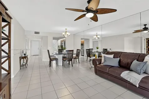 13705 SW 12th Street Pembroke Pines FL 33027
