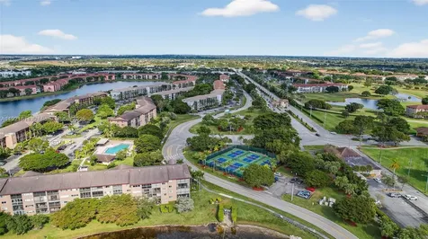 13705 SW 12th Street Pembroke Pines FL 33027