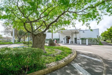 13705 SW 12th Street Pembroke Pines FL 33027