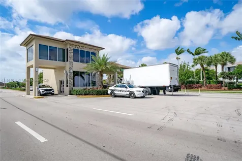 13705 SW 12th Street Pembroke Pines FL 33027