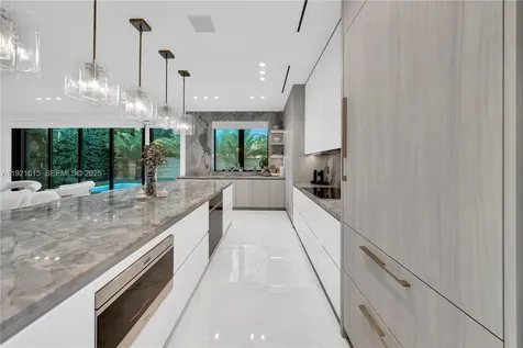 34 SW 26th Road Miami FL 33129