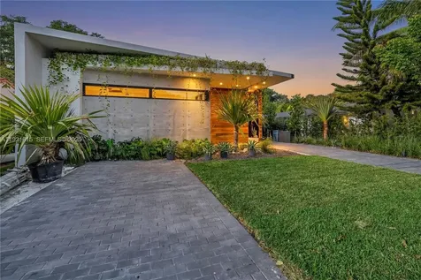 34 SW 26th Road Miami FL 33129