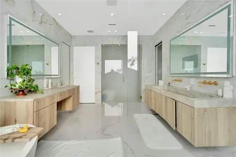 34 SW 26th Road Miami FL 33129