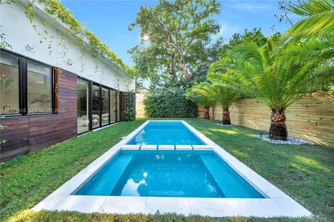 34 SW 26th Road Miami FL 33129