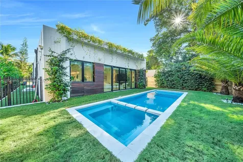 34 SW 26th Road Miami FL 33129