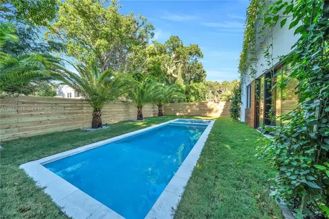 34 SW 26th Road Miami FL 33129